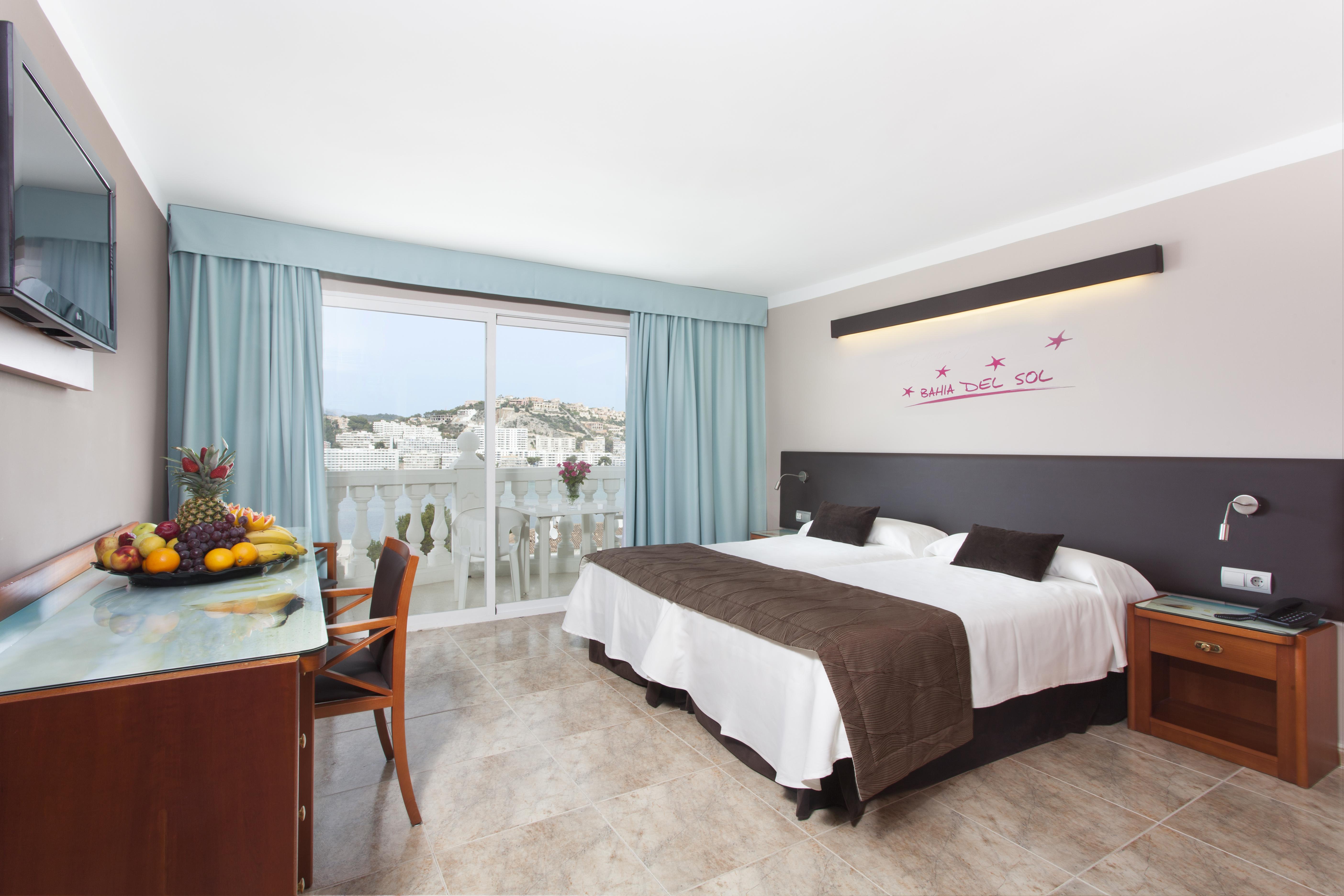 Hotel Bahia Del Sol Санта Понса Екстериор снимка