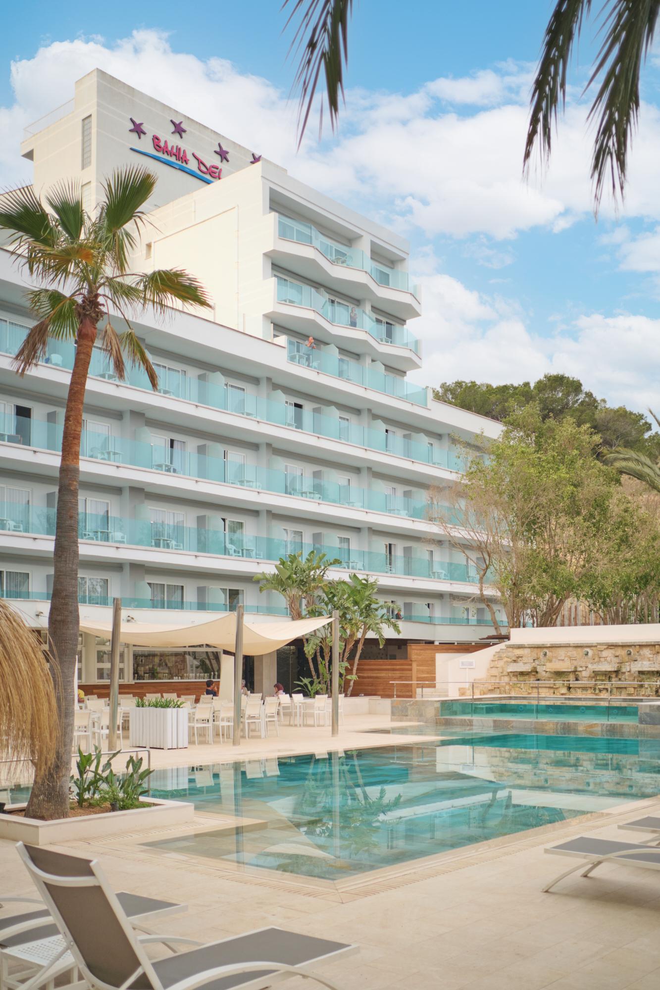Hotel Bahia Del Sol Санта Понса Екстериор снимка